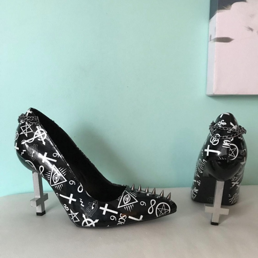 Rat Baby Cross Spiked Heels